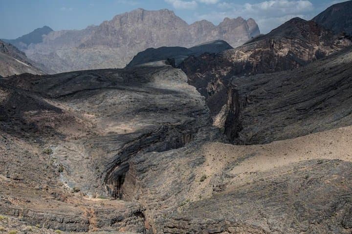 Al Hamra & Hatt Mountains Tour — Jebel Shams Views, Misfat Al Abriyeen and Omani Mountain Roads photo 3