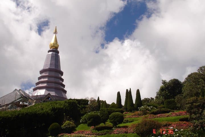 Doi Inthanon National Park: Private Hike to Wachirathan Falls & Ang Ka Trail photo 2