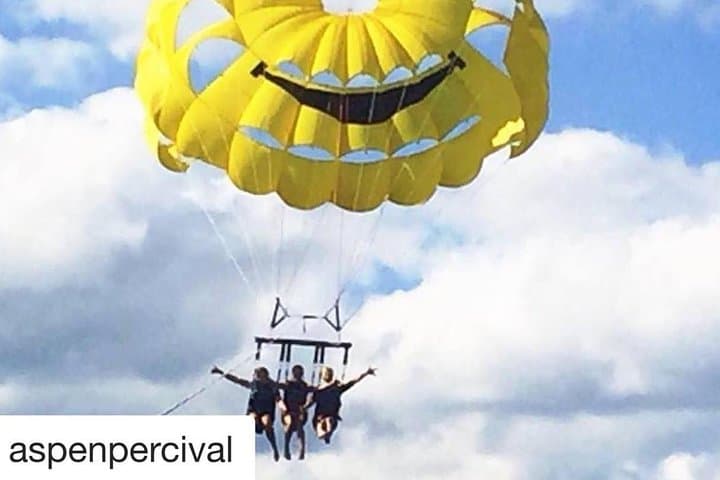 Kelowna Parasailing: Triple Flight Over Lake Okanagan photo 2