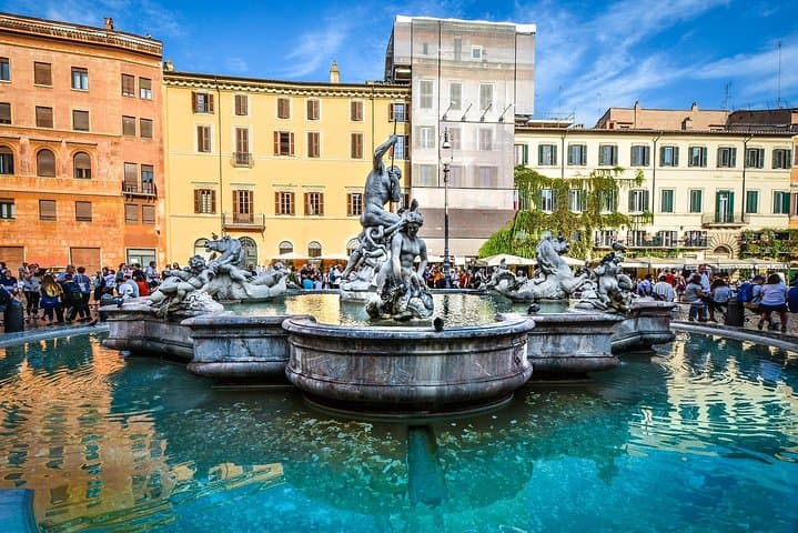 Rome Underground & Piazzas Walking Tour — Pantheon, Trevi, Domitian's Stadium photo 4