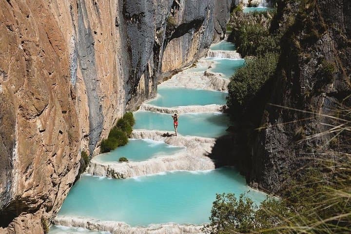 Millpu Lagoons Day Tour from Ayacucho: Short Hike to Turquoise Pools