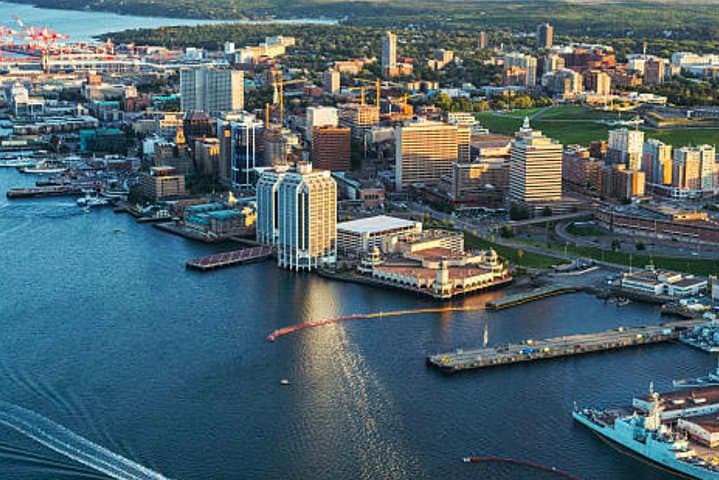 Halifax on Foot: Shore Excursion to the Citadel & Waterfront photo 3