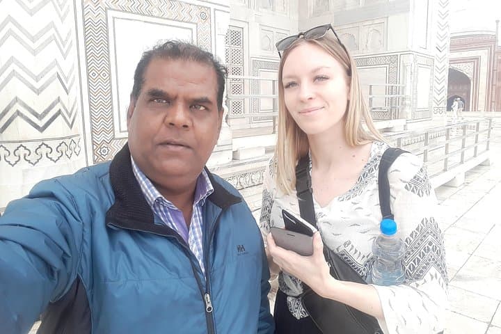 Taj Mahal Sunrise Private Car Tour from Delhi photo 4