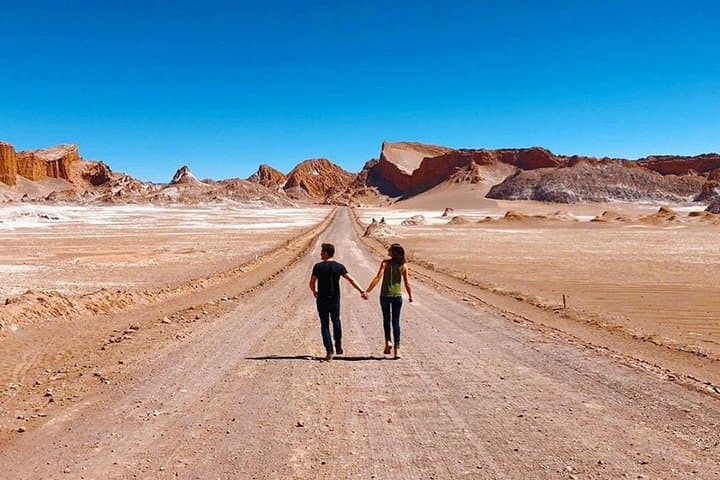 Atacama 3-Day All-Inclusive: Geysers, Valle de la Luna & Hidden Lagoons photo 2