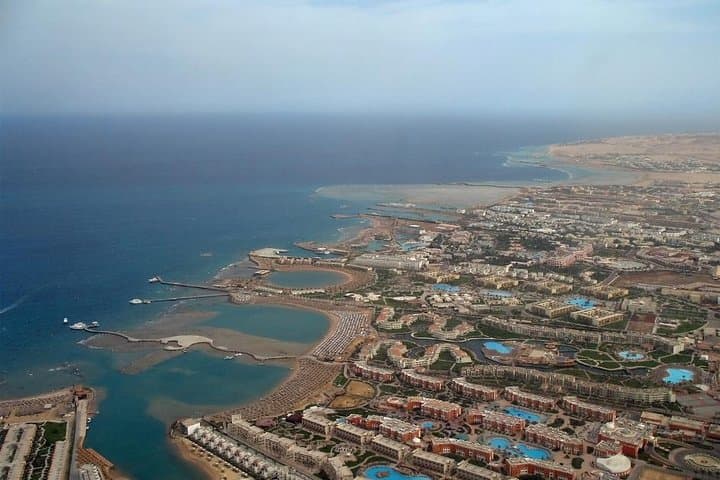 4-Day Hurghada, Luxor & Cairo Tour: Pyramids, Karnak and Giftun Island