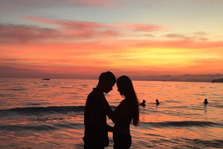 7 Islands Sunset Speedboat Tour from Krabi — Snorkel, Sandbars & Bioluminescence photo 3
