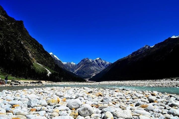 6-Day North Sikkim Adventure: Lachen, Gurudongmar & Yumthang Valley photo 3