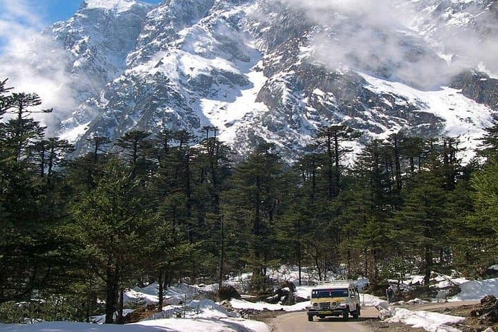 6-Day North Sikkim Adventure: Lachen, Gurudongmar & Yumthang Valley photo 6