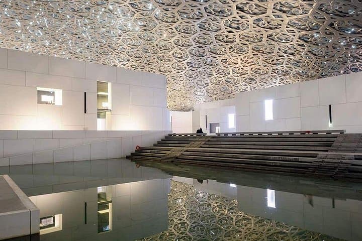 Seven-Hour Abu Dhabi Modern City Tour: Sheikh Zayed, Qasr Al Watan & Louvre photo 4