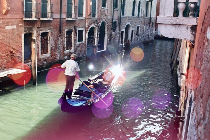 Private Gondola Ride in Venice — 25–30 Minute Canal Tour of the Grand Canal and Palazzi