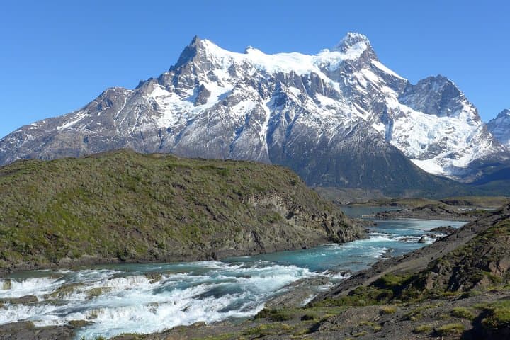 15-Day Patagonia Adventure: Fitz Roy, Perito Moreno, Torres del Paine & Ushuaia photo 4