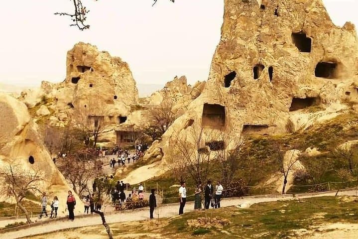 11-Day Turkey Highlights: Istanbul, Cappadocia, Ephesus & Pamukkale