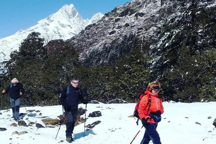 Short Everest Base Camp Trek: 10-Day Lukla to EBC Adventure photo 2