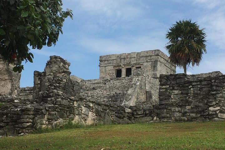Private Tulum and Cenotes Tour: Tulum Ruins & Sac Actun Snorkeling