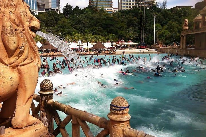 Sunway Lagoon Day Ticket with Return Transfer from Kuala Lumpur — Water Park, Wildlife & Nickelodeon Lost Lagoon photo 4