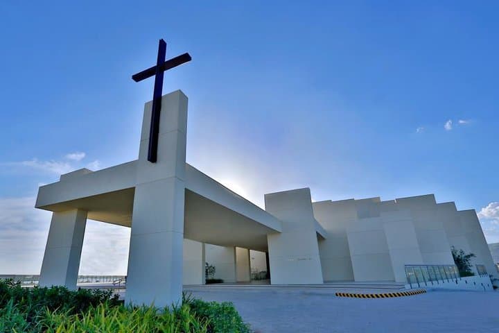 8-Day Philippines Island Adventure: Cebu, Bohol & Camiguin Highlights photo 5