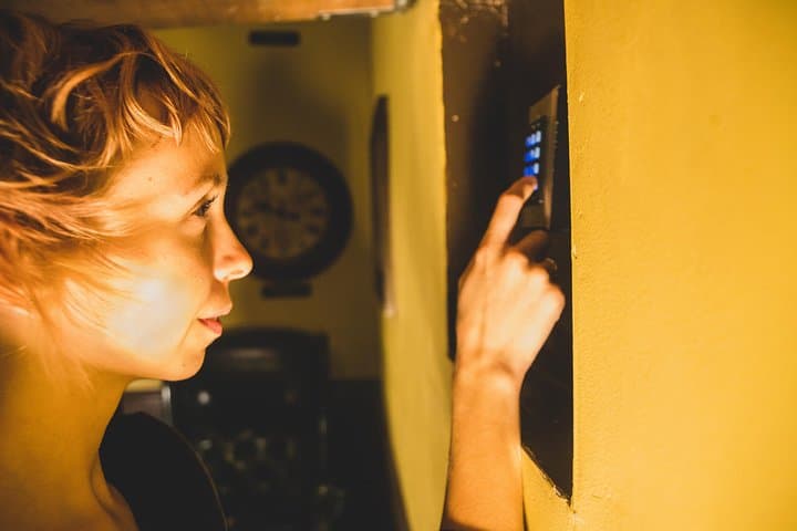 Escape the Clock: The Inheritance Mystery Room in Chattanooga photo 5