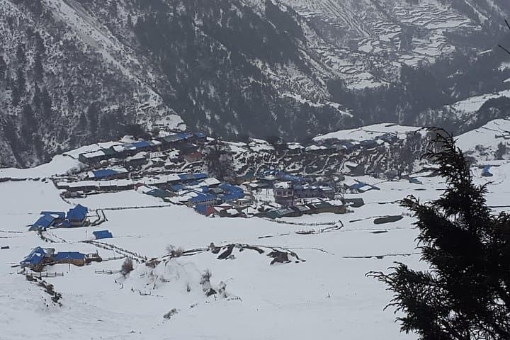 Manaslu Circuit Trekking: Remote Himalayan Loop via Larkya La photo 2