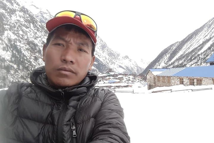 Manaslu Circuit Trekking: Remote Himalayan Loop via Larkya La photo 4