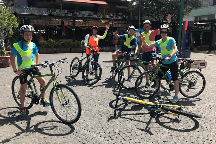 Urban Quito by Bike: Private 4-Hour Cultural & Botanical Ride photo 3