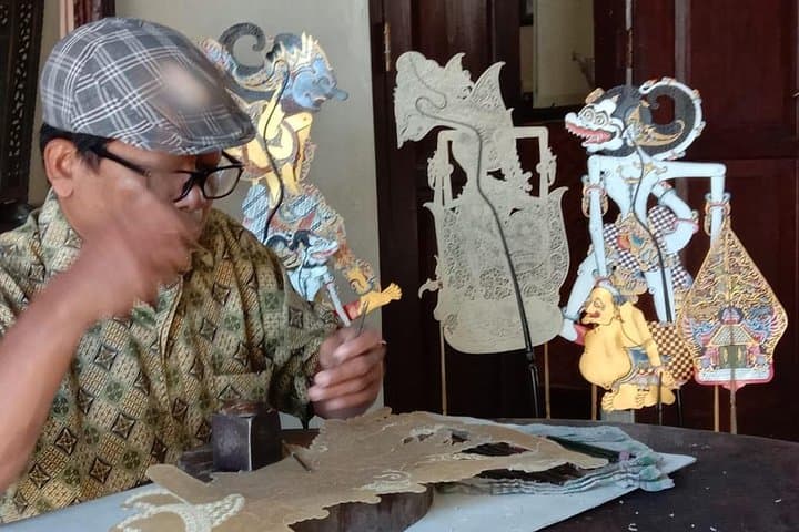 Paint a Java Puppet at Tembi Rumah Budaya — Hands-On Wayang Workshop in Yogyakarta