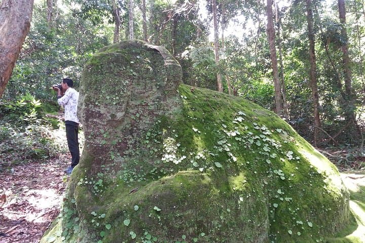 Trek Phnom Kulen: One-Day Hike to Waterfalls, Thousand Lingas & Reclining Buddha photo 3