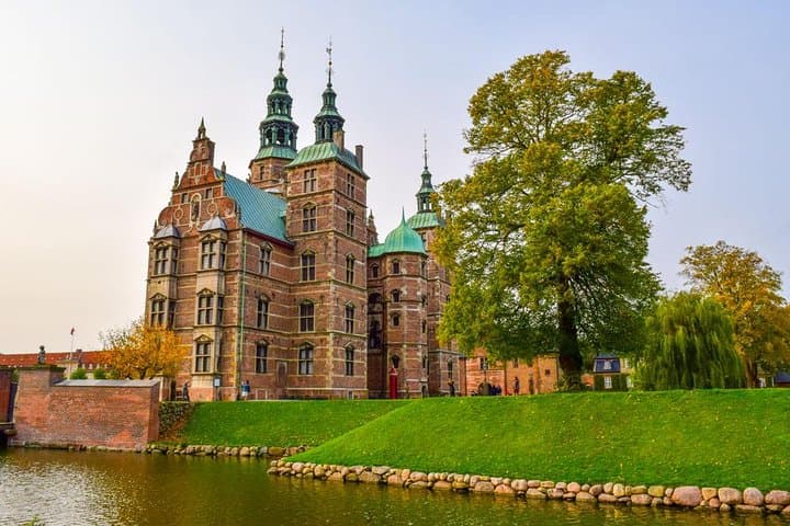 Private Copenhagen City Tour & Rosenborg Castle — 4‑Hour Historic Highlights photo 5