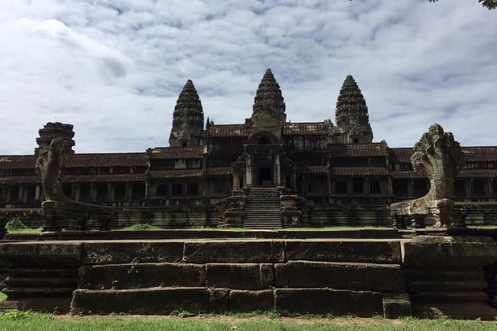 Private Angkor Wat Day Tour: Angkor Thom, Ta Prohm & Temple Highlights photo 6