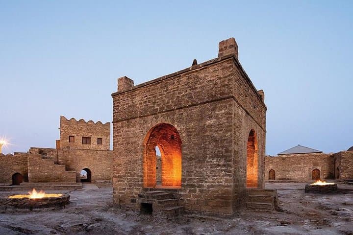 Fire Temple and Yanardag Tour: Baku's Eternal Flames