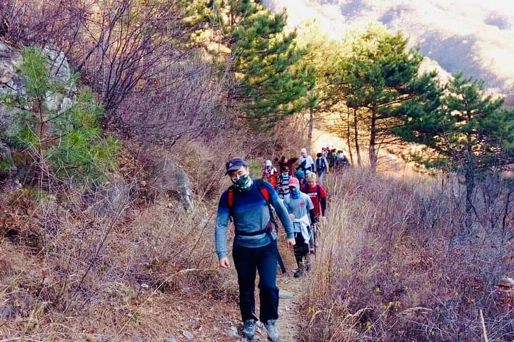 Jiankou to Mutianyu Great Wall Hike — Private Full-Day Tour from Beijing photo 4