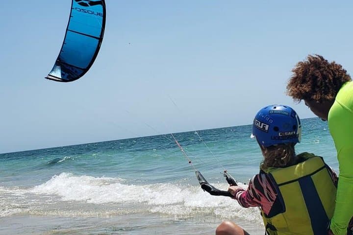 Learn to Kiteboard in Riohacha: 12-Hour Private Beginner Course