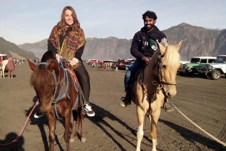Bromo Sunrise, Tumpak Sewu & Ijen Blue Fire: 3-Day East Java Adventure photo 4