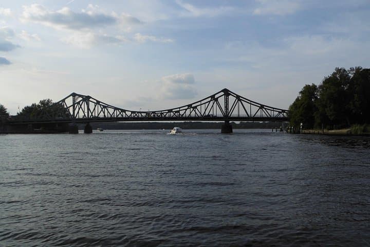 Private Wannsee Boat Tour from Berlin: 3–4 Hour Lakes & Havel Cruise photo 4