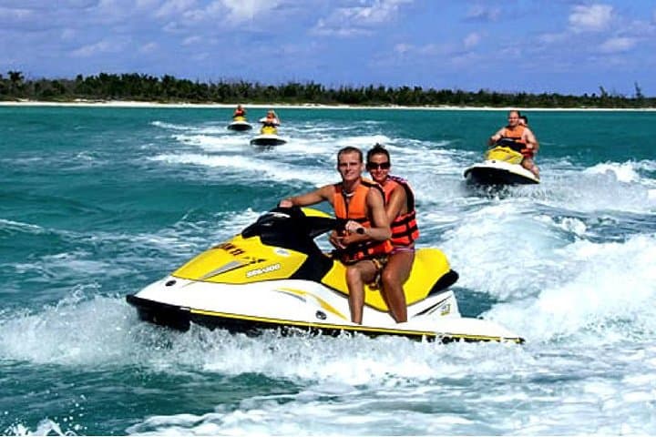 High-Speed Jet Ski Rentals in Cancún's Nichupté Lagoon photo 3