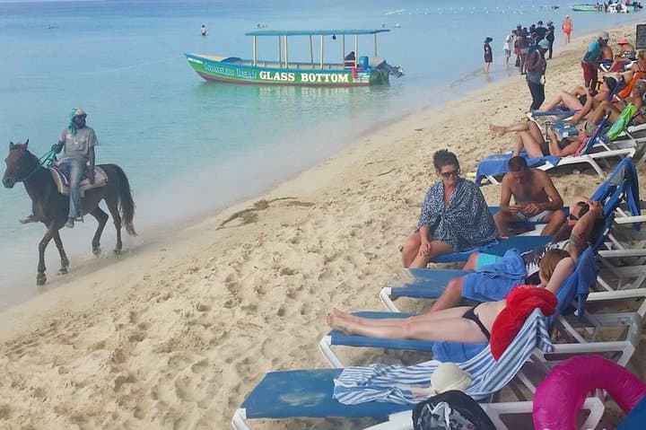 Montego Bay Cruise Excursion: Negril Seven Mile, Dunn's River & Blue Hole Day Trip photo 3