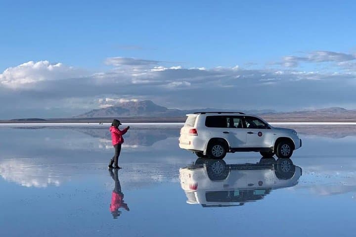 Uyuni Salt Flats Sunset & Stargazing Private Tour — Reflections Under the Milky Way photo 2