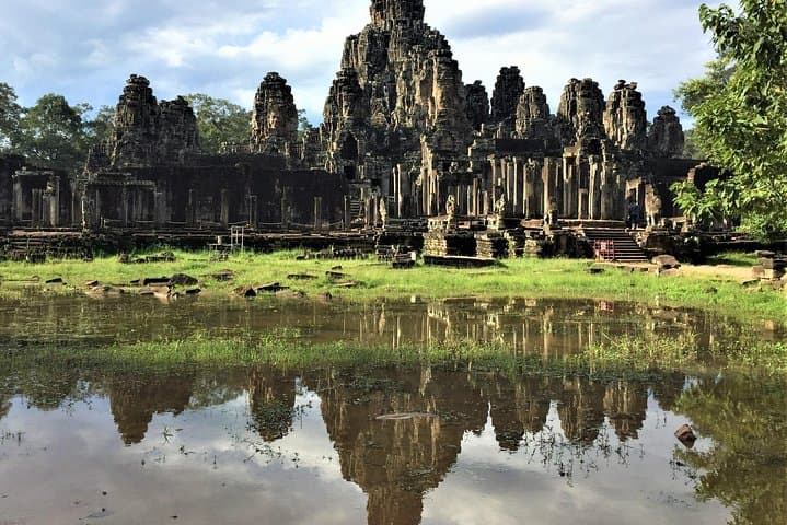 Private Angkor Wat Sunrise and Five-Temple Motorbike Tour from Siem Reap photo 6