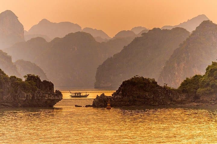 Highlights of Vietnam, Cambodia & Laos: 17-Day Cultural and Scenic Tour photo 4