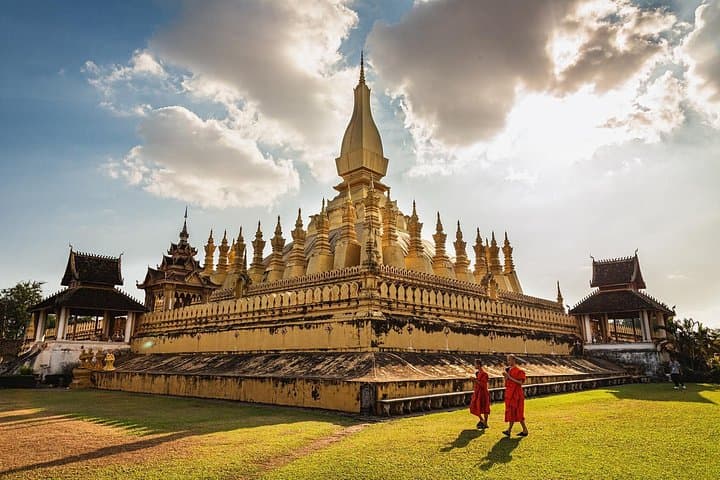Highlights of Vietnam, Cambodia & Laos: 17-Day Cultural and Scenic Tour photo 3