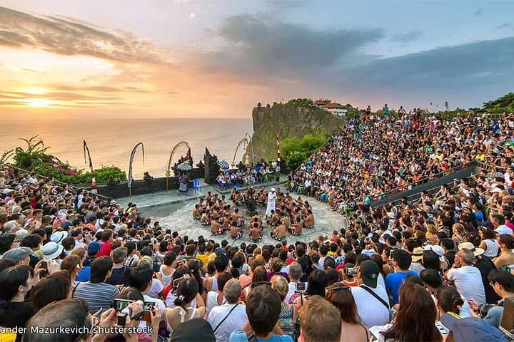 Uluwatu & Padang Padang: Cliff-Top Temples, Kecak Fire Dance and Jimbaran Bay Sunset Dinner photo 2