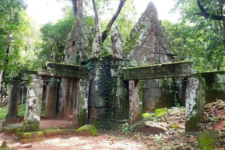 Two-Day Private Temple Tour to Beng Mealea, Koh Ke, Preah Khan & Sambor Prei Kuk photo 3