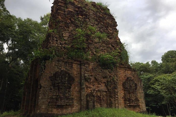 Two-Day Private Temple Tour to Beng Mealea, Koh Ke, Preah Khan & Sambor Prei Kuk photo 4