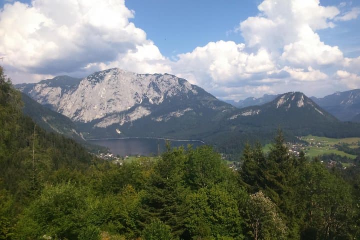 Hallstatt Guided E-Bike Tour: Lake Views, Mountain Huts & Riding Tips photo 3