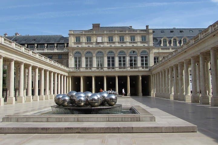 Scavenger Hunt in Paris Covered Passages — Family Treasure Trail at Palais-Royal photo 2