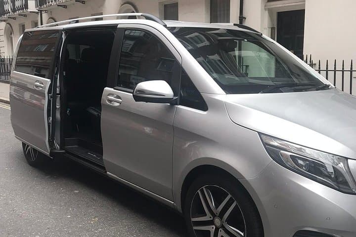 Private Transfer from London to Oxford and Blenheim Palace — Day Trip from London photo 2