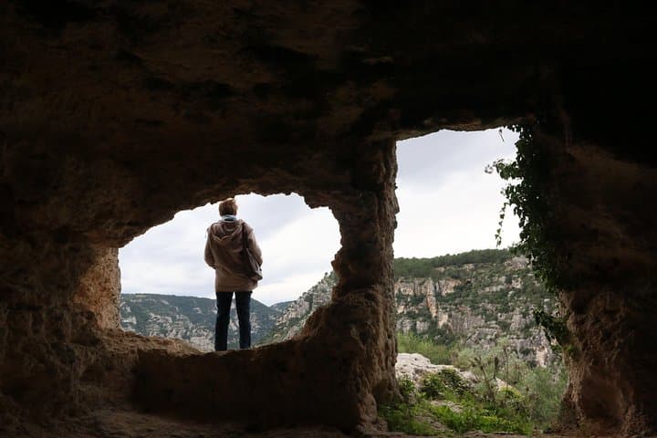 Pantalica Necropolis Half-Day Walk: Hike the Anapo Valley to Rock-Cut Tombs photo 3