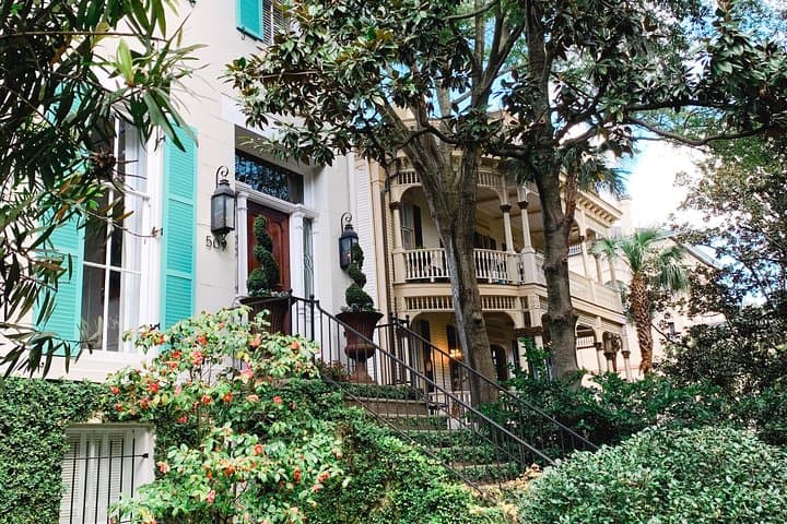 Savannah History Walking Tour: Genteel & Bard Guided Stroll Through Squares and Stories photo 4