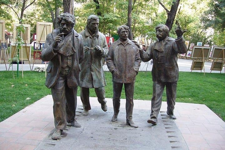 Budget Yerevan Walking Tour: Cascades, Vernissage & Hidden City Corners photo 2