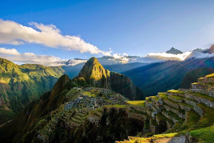 Full-Day Machu Picchu Tour from Cusco: Train, Guide & Tickets Included photo 3
