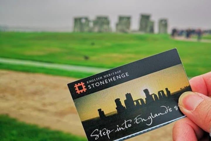 Stonehenge & Salisbury Transfer from Southampton to London — Private Sightseeing Stopover photo 5